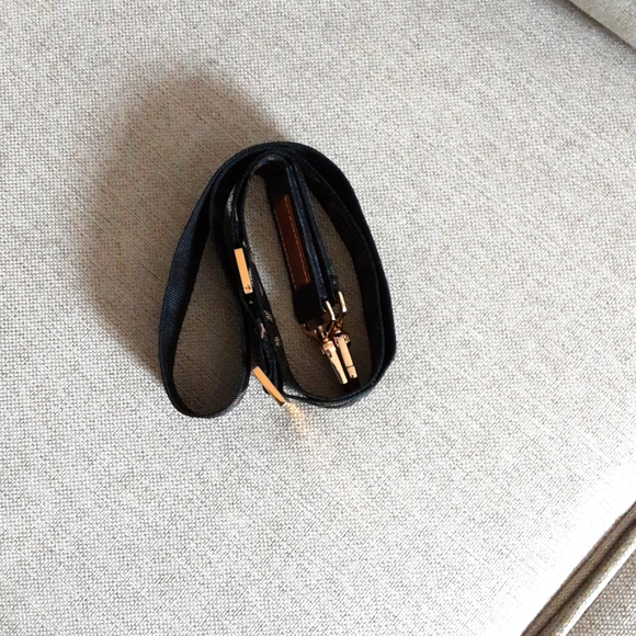 Fendi crossbody shoulder strap replacement Unisex 👫detachable and adjustable ‼️ - Picture 9 of 10